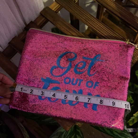 Flight 001 Glitter Travel Pouch - Get Out Of Town - Picture 3 of 6